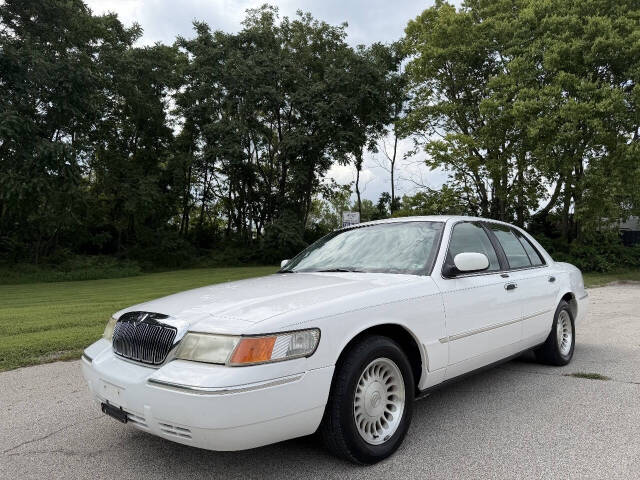 mercury grand marquis 2002 2MEFM75WX2X629837 image mercury grand marquis 2002 2MEFM75WX2X629837 image